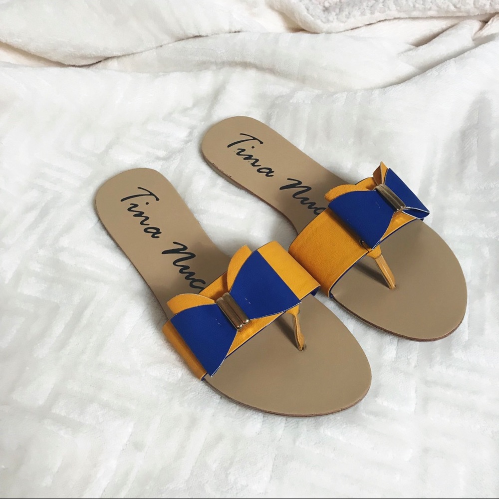 Last Pair! Yellow Blue Bow Flip Flop Sandals - Picture 2 of 3